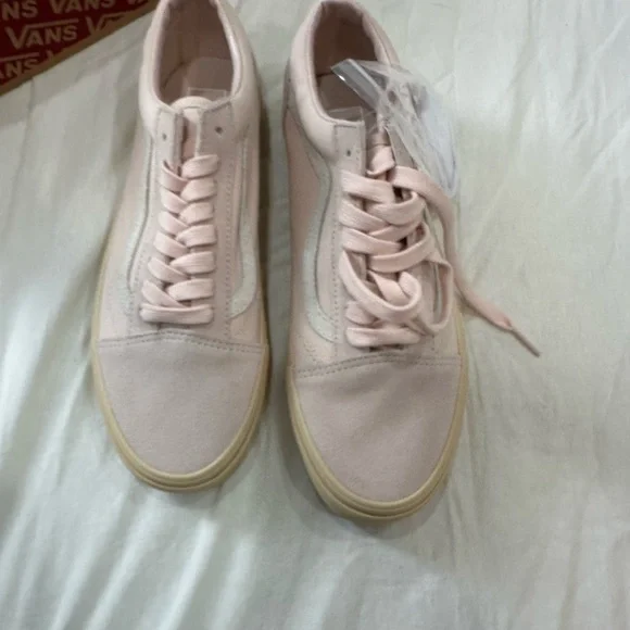 Vans Women's Blush Pink Sneakers - Picture 4 of 6